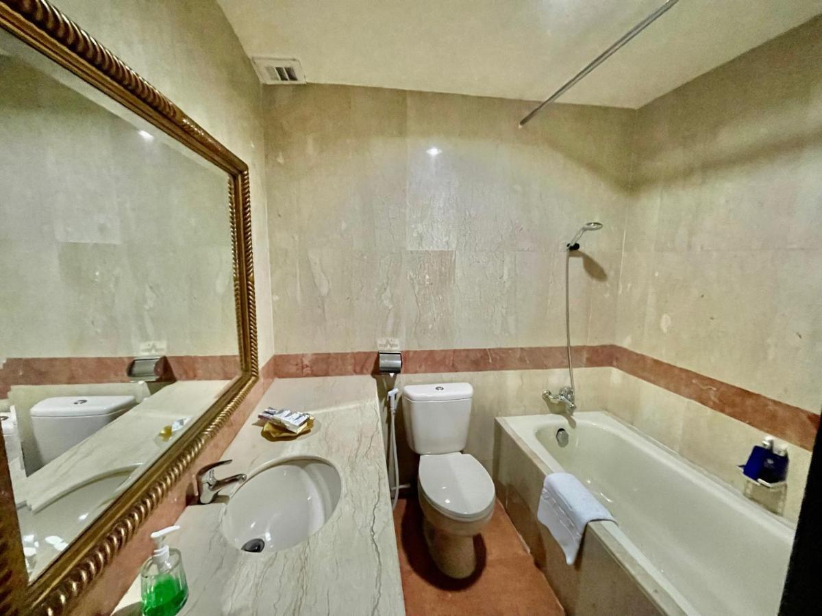 Crown Vista Hotel Нагоя Экстерьер фото