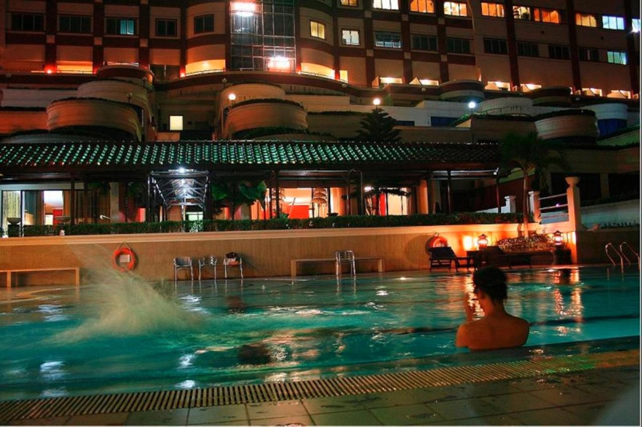Crown Vista Hotel Нагоя Экстерьер фото